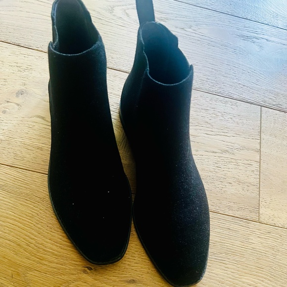 Rothy's The Ankle Boot Onyx Black Size 8.5 - Picture 3 of 4